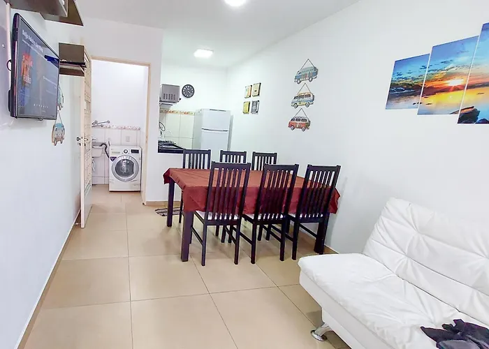 Linda Casa A 150M Da Praia E Prox Ao Beto Carrero