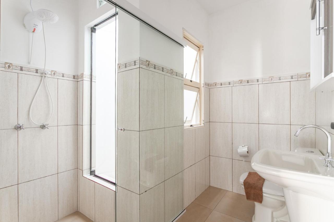 Linda Casa A 150m Da E Prox Ao Beto Carrero Holiday home *