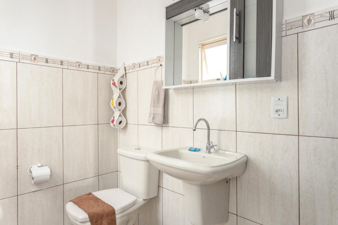 Linda Casa A 150m Da E Prox Ao Beto Carrero Holiday home *